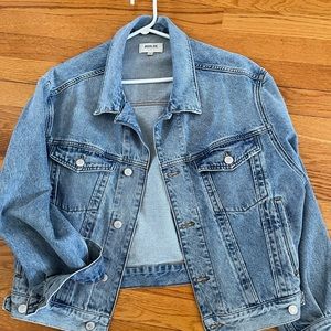 Agolde Jean jacket. Never worn / no signs of wear. Size medium.